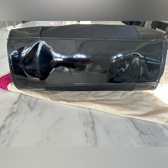 Ella Patent Tote Bag - Picture 2 of 7